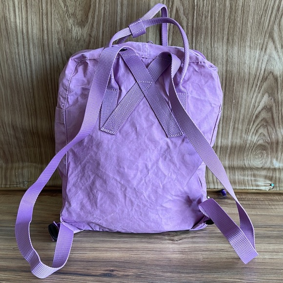 Pre-owned Purple Fjallraven Kanken Backpack (Approx Size: 14H x 9L) - Picture 2 of 10
